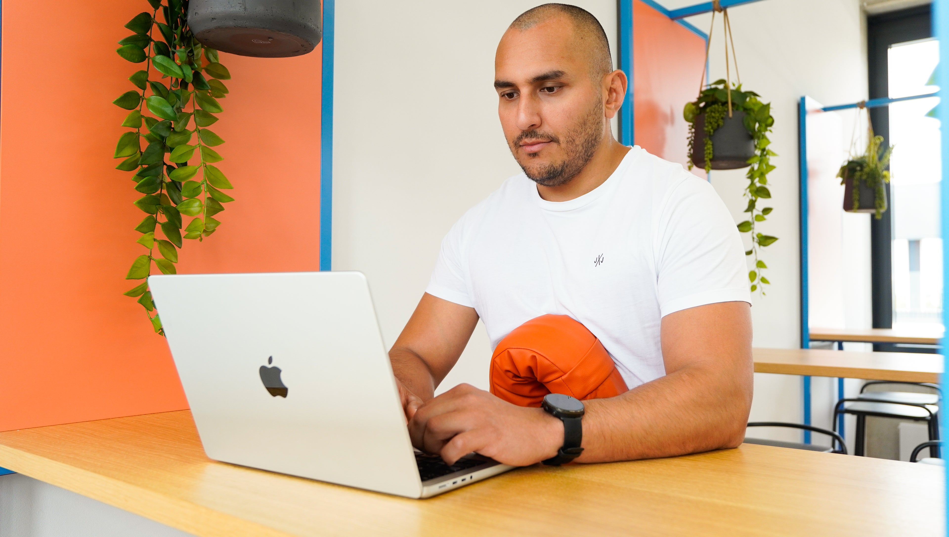 Paddo Tuscan Orange - ergonomic tool for healthy work